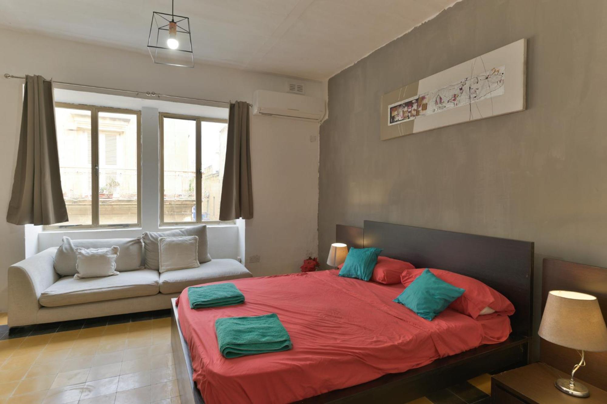 New 1 Bedroom Apartment In Valletta City Centre With Terrace And Views Exterior photo